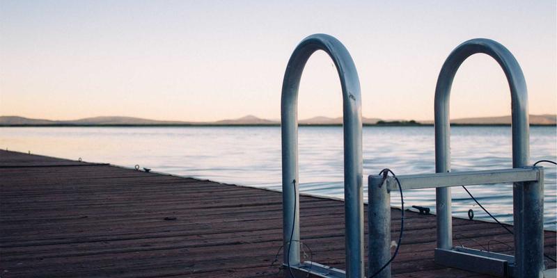 云原生数据库选型指南：从关系型到NoSQL的云端部署与管理策略