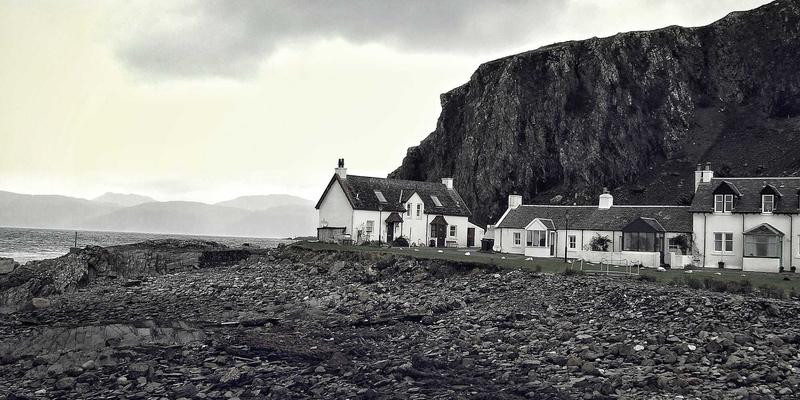 云迁移风险评估与分步迁移方法论：确保大数据服务平滑过渡至云计算